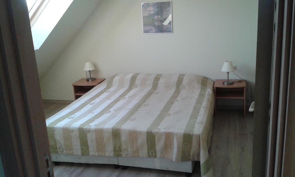 Summer Breeze Apartments Pantai Sunny Bagian luar foto
